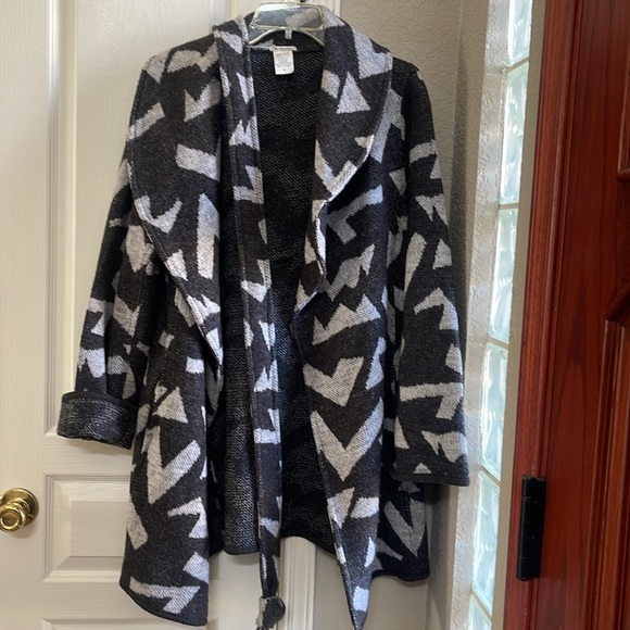 Sweater jacket, medium white size large - Picture 6 of 7